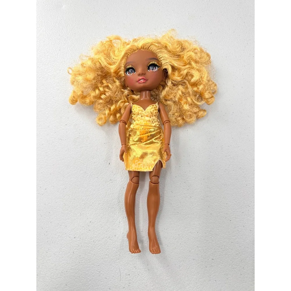 Rainbow High Melina Luxe Fashion Doll 11in Gold Curly Hair MGA Kids Toy 2022